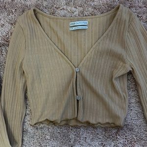 Long sleeve urban outfitters crop top